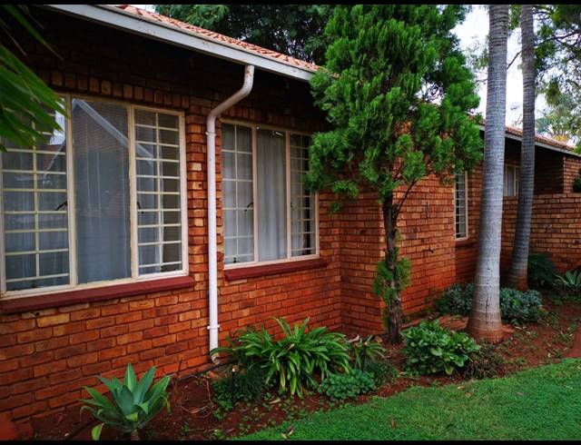 2 BEDROOM HOUSE SOLD IN HESTEAPARK